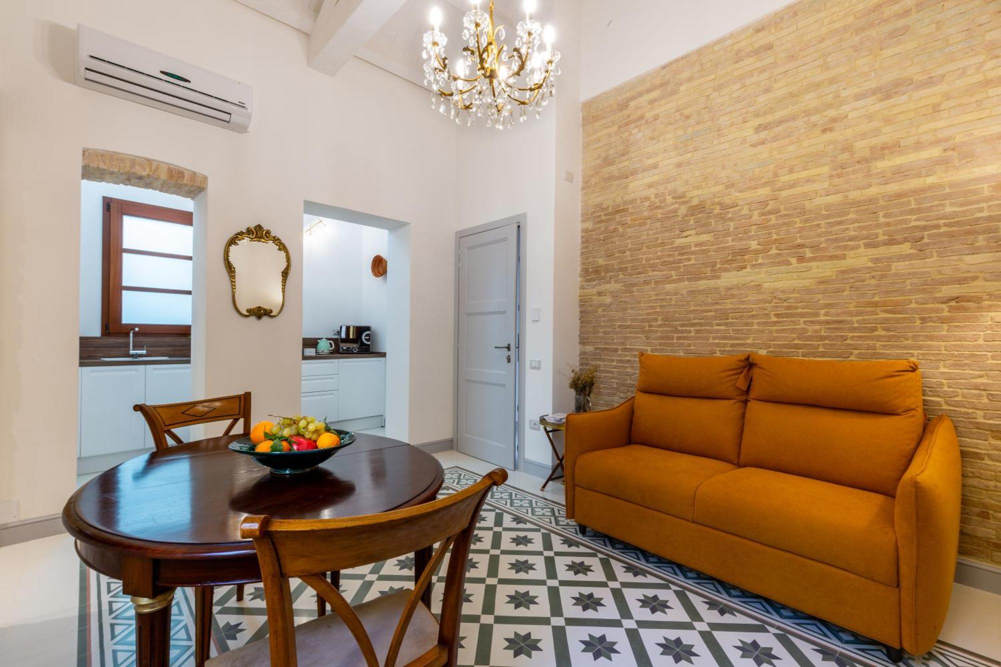 Mch-Marina Charming House Apartment Каляри Екстериор снимка