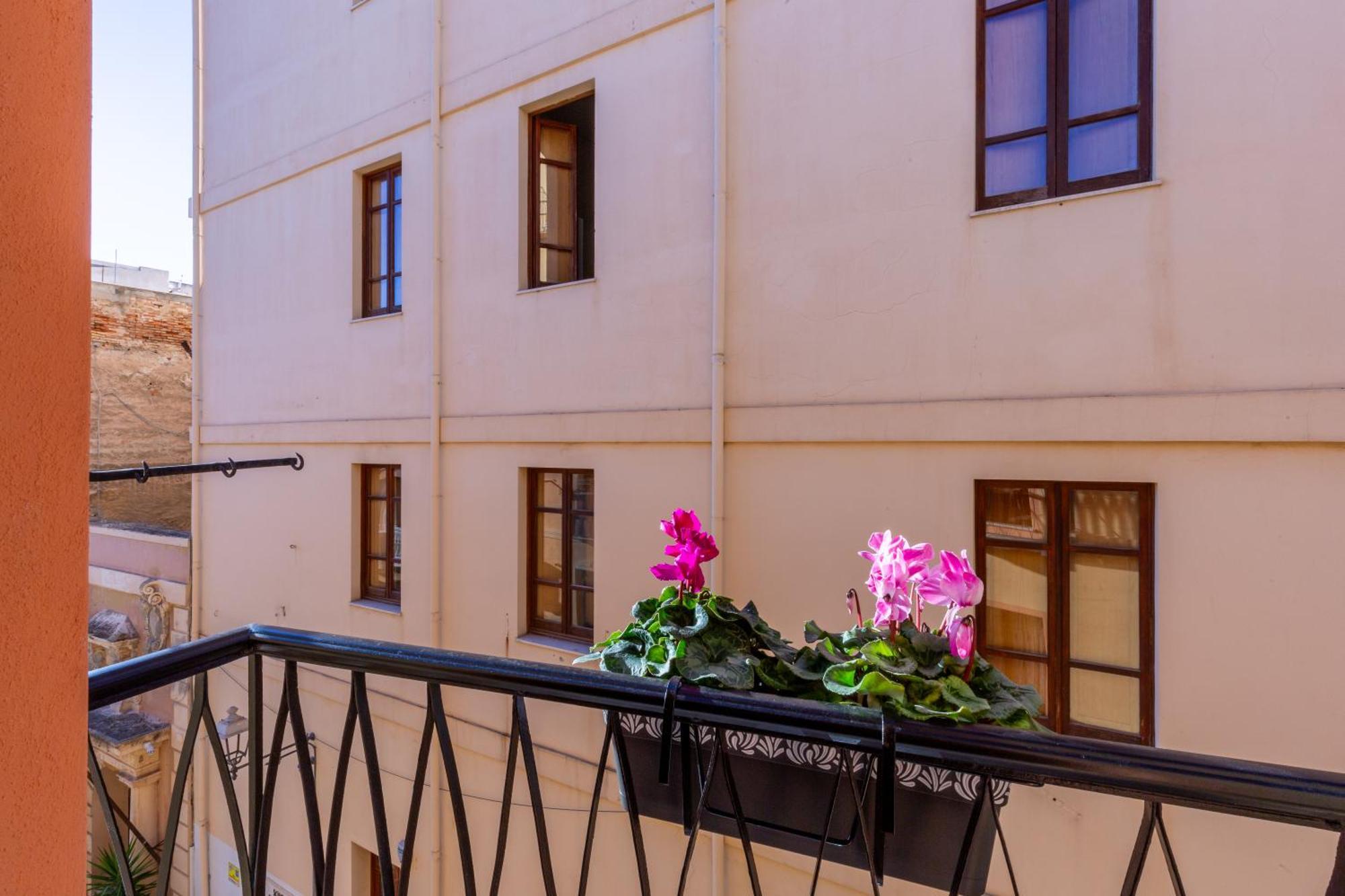 Mch-Marina Charming House Apartment Каляри Екстериор снимка
