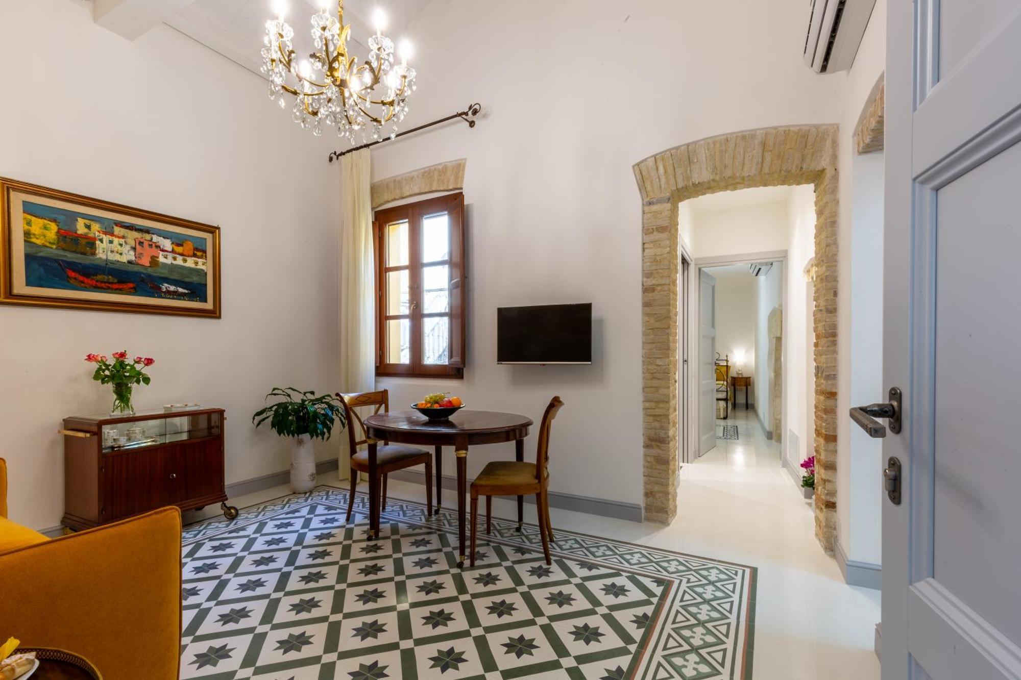 Mch-Marina Charming House Apartment Каляри Екстериор снимка